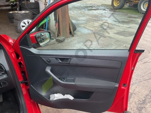 Skoda fabia hatch mk3 door - skoda,