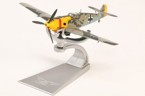 Aa28009 corgi 109e 72 - corgi, bf
