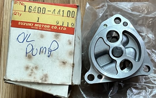 Nos suzuki 16400 44100 oil - suzuki,