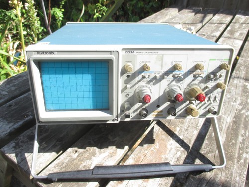 Tektronix oscilloscope 2213a - oscilloscope,