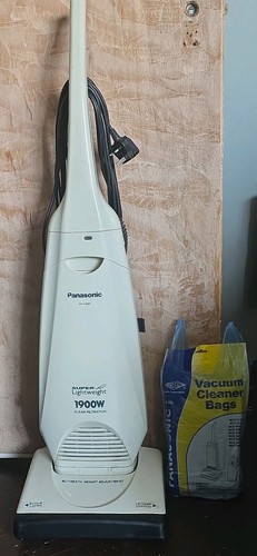 Panasonic e3002 vacuum - panasonic,