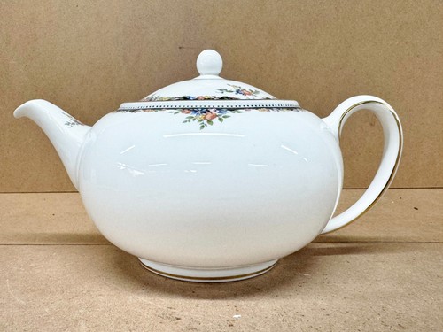 Vintage wedgwood teapot - wedgwood,
