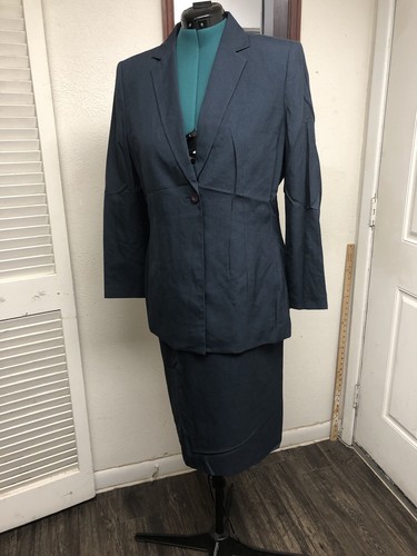 Suit blue skirt - le,
