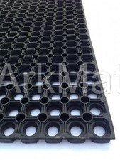 Rubber Hollow Safety Matting