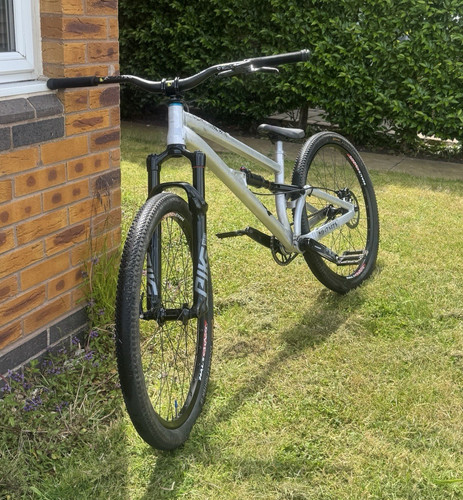 Dartmoor shine slopestyle 26in - shine,