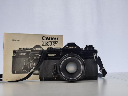 Black canon 35mm film - ef,