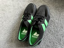 macbeth trainers