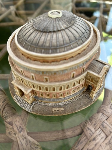 Lilliput lane royal albert - lilliput,