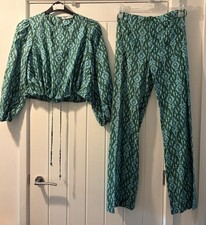 Lady’s Zara beautiful prints