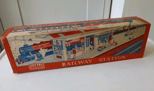 Mettoy railway station box - mettoy,