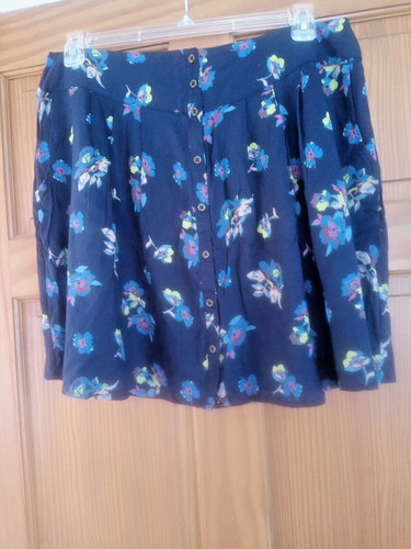 Ladies short skirt size 16 - ladies,