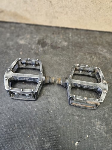 Wellgo metal flat - wellgo,
