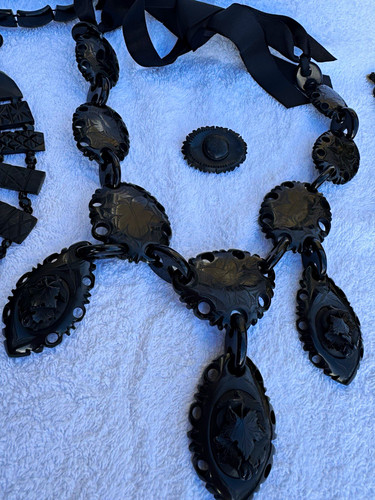 Victorian hand carved whitby - hand,