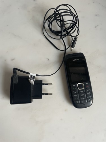 Nokia brick phone working - phone,