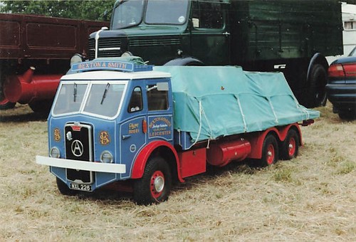 Old truck model vintage - vintage, photo