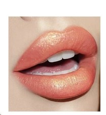 Lipstick like Coral in Gold