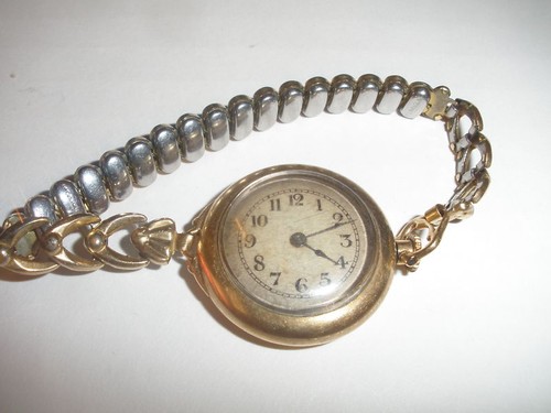Avia 14k gold classic vintage - avia,