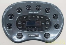 Line 6 BASS POD XT Multi-Effects Processor