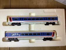 Hornby R2001A BR Network SouthEast Class 466 Networker 2 Car EMU 466016