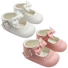 Baby girl shoes bow pram - girl,