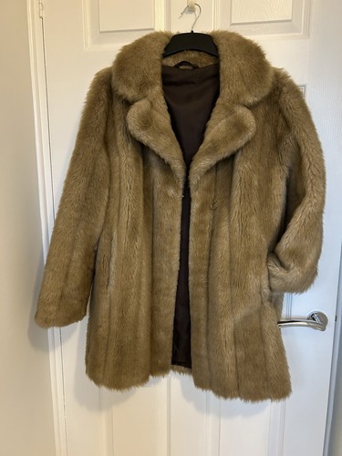 Vintage 1970 faux - faux, fur