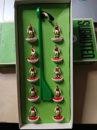 Subbuteo arsenal ref hw - 16,