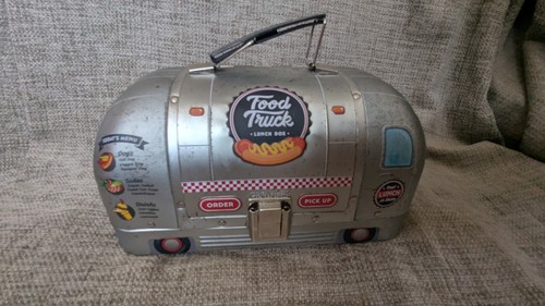 Vintage metal lunch - metal, truck