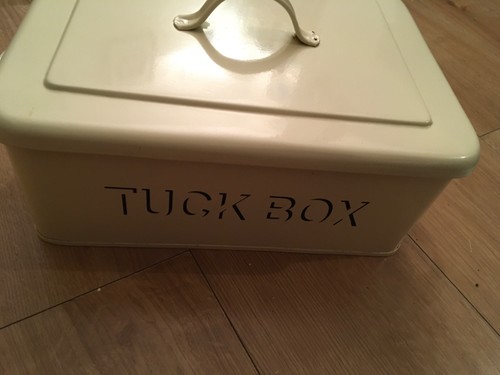 Enamel tin tuck box - /, box/