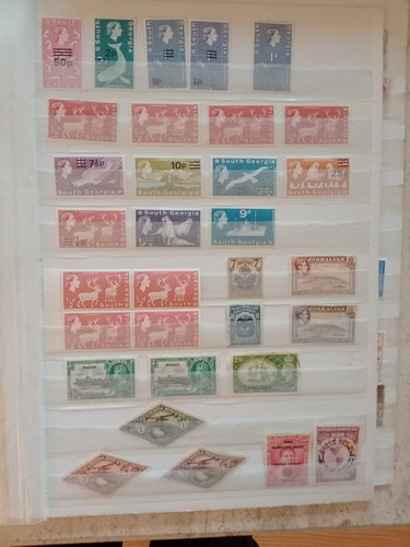 Mint world stamps - on, 4