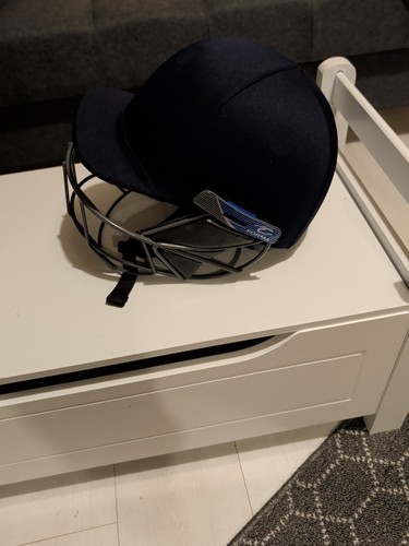 Forma helmet large pre loved - forma,
