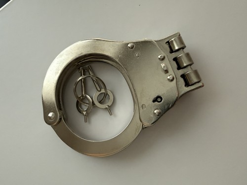 Solid steel hinged - steel,