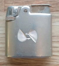 Lovely Vintage Ronson Milady Gas Cigarette Lighter