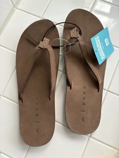 NWT Woman’s Reef Solana
