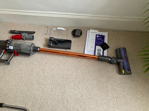 Dyson v10 cyclone cordless - v10,