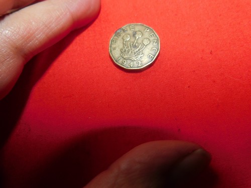 Collectable three pence - 3d,