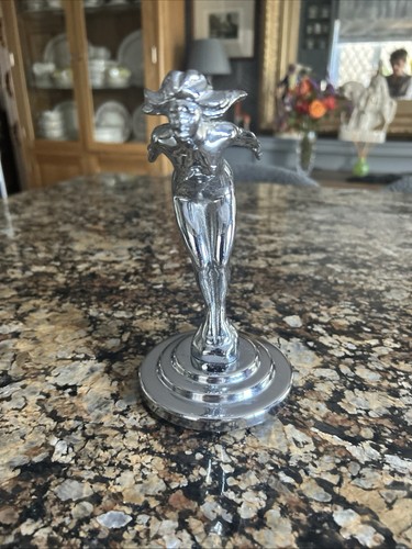 Vintage car mascot inch - 6, high