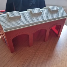 Ertl Engine Shed Thomas The Tank Engine & Friends ERTL