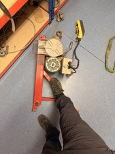 200 kg builders hoist and