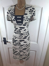 Frank Lyman Black & White