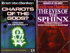 Lot of 2 Erich Von Daniken Books Chariots of The Gods The Eyes of The Sphinx