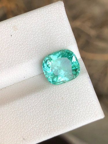 85ct natural paraiba like - 3.85ct,