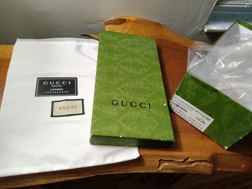 Authentic green gucci shoe - authentic,