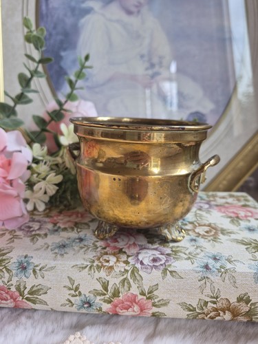 Vintage mini brass cauldron - vintage,