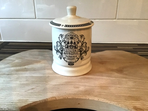 Fortnum mason empty - &,