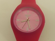 (ref288W93) Women's Pink Reebok Wristwatch With New Battery
