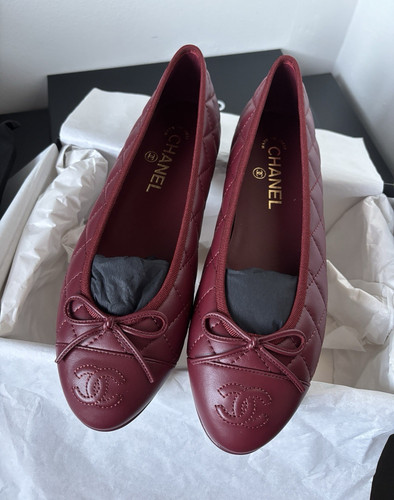 Chanel 26b burgundy - chanel,