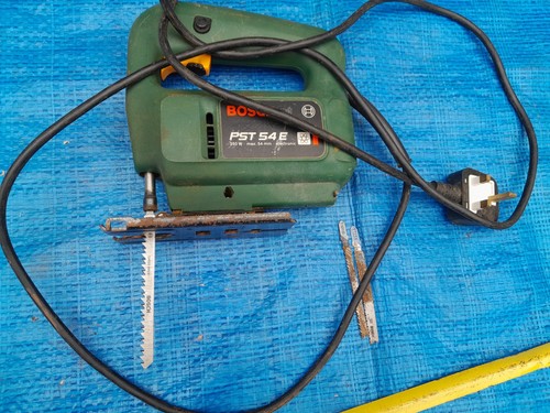 Bosch jig saw - jig,
