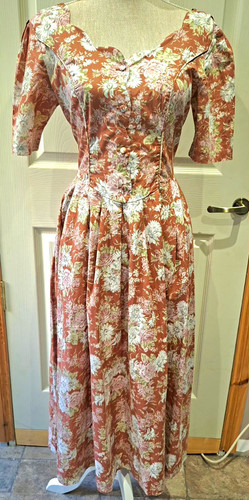 Vintage laura ashley floral - laura,