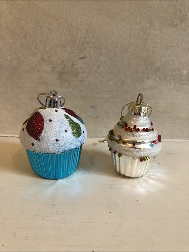 Two metal and glitter cupcake - metal,