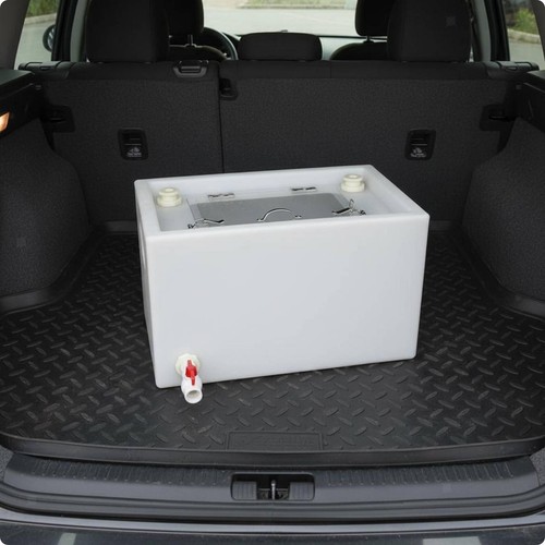 Fish transport tank